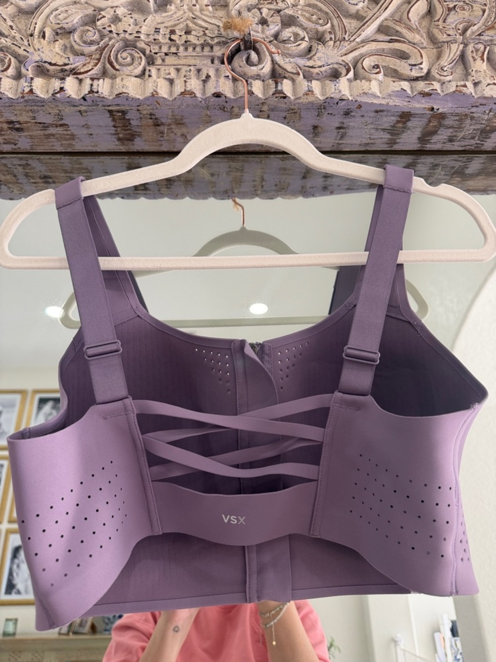NWT Victoria's Secret Lavender Featherweight Max Front-Zip Support Sports Bra